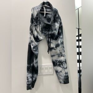 Lululemon size 8 diamond dye jogger Pants